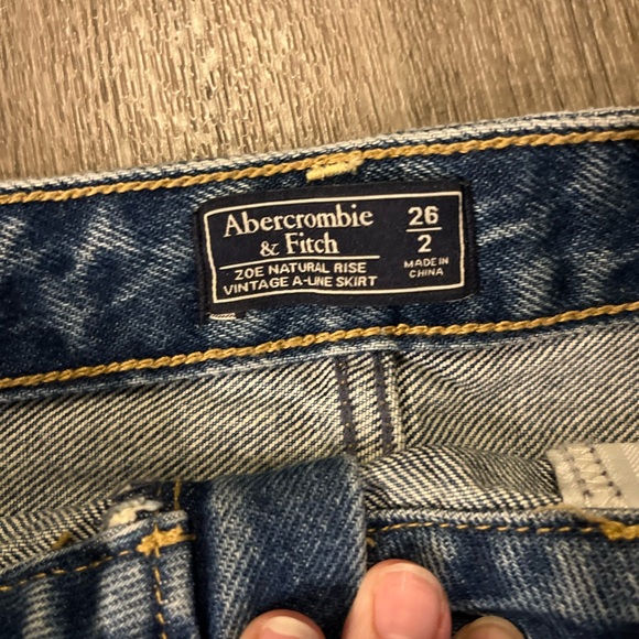 Abercrombie & Fitch Vintage A Line Denim Skirt - Size 26 - Picture 2 of 3